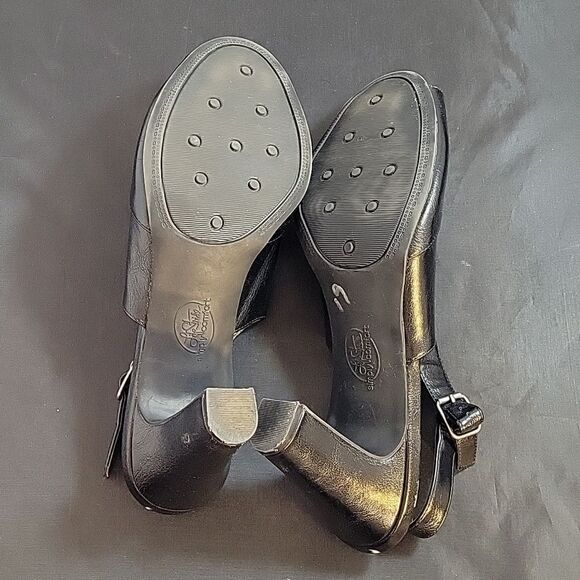 LIFETRIDE WOMEN"S CARINE PEEP TOE BLOCK HEEL OPEN TOE SANDAL - Picture 13 of 15